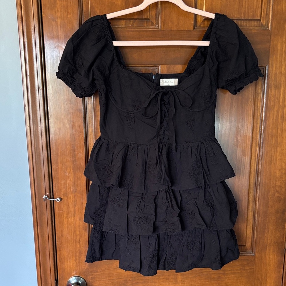 Altar’d State Black Tiered Dress with Puff Sleeves Size Medium